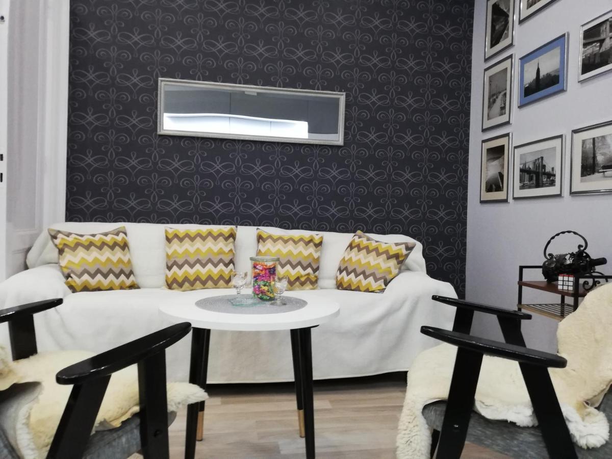 Pannonia Center Deluxe * Budapesta